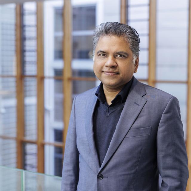 Pasfoto Manish Dixit