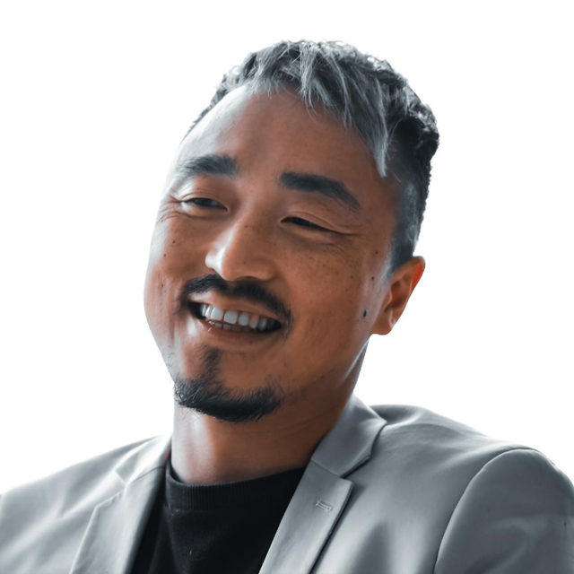 Pasfoto Woo Jung van Rusthoven